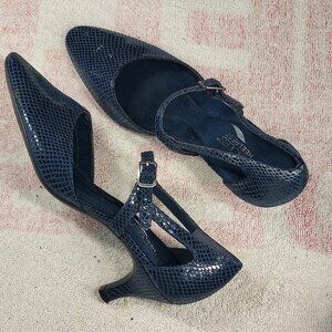 Aerosoles Heelrest Navy Blue Kitten Heel Pump Shoes - Size 8M